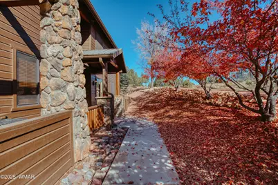 4520 Tatanka Loop, Unit A4 #A4, Show Low, AZ 85901 - Photo 3