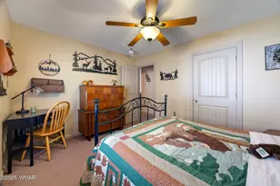 2086 Pinewood Dr, Overgaard, AZ 85933 - Photo 15