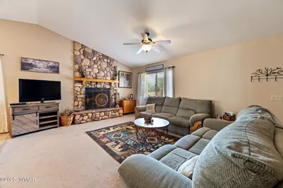 2086 Pinewood Drive, Overgaard, AZ 85933 - Photo 7