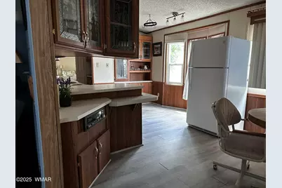 1855 Par Circle, Unit 201 #201, Show Low, AZ 85901 - Photo 13