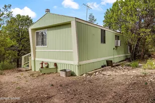 3504 Rae Cir, Overgaard, AZ 85933 - Photo 3