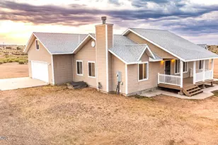 502 N 1100 St, Taylor, AZ 85939 - Photo 7