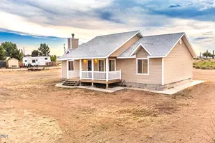 502 N 1100 St, Taylor, AZ 85939 - Photo 5