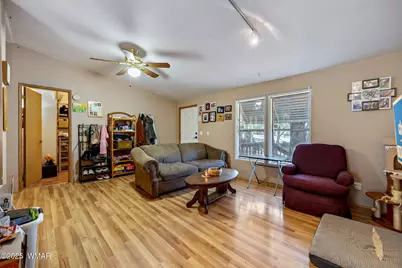 945 S 8th Drive, Show Low, AZ 85901 - Photo 7