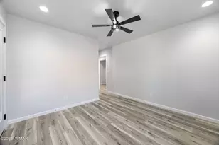 1982 Christmas Pine, Overgaard, AZ 85933 - Photo 17