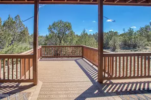 2741 Elk Trl Rd, Overgaard, AZ 85933 - Photo 5