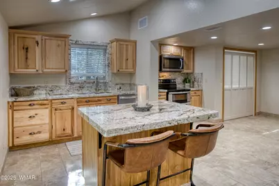 3680 Woodpecker Lane, Pinetop, AZ 85935 - Photo 11