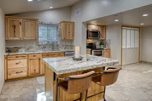 3680 Woodpecker Ln, Pinetop, AZ 85935 - Photo 11