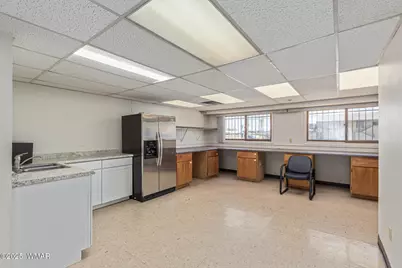 8545 N Black Cyn Highway Highway, Phoenix, AZ 85021 - Photo 13