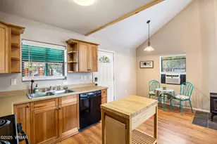 3390 Apache Dr, Overgaard, AZ 85933 - Photo 11