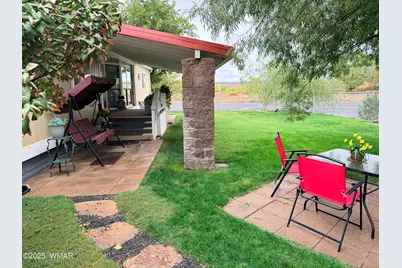 360 S White Mountain Drive, Saint Johns, AZ 85936 - Photo 3