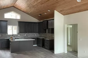 531 S Mountain Pines Ave, Show Low, AZ 85901 - Photo 11