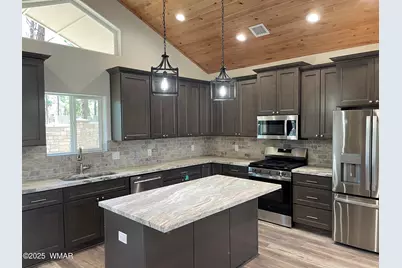 531 S Mountain Pines Avenue, Show Low, AZ 85901 - Photo 7