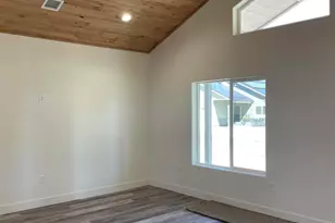 531 S Mountain Pines Ave, Show Low, AZ 85901 - Photo 15