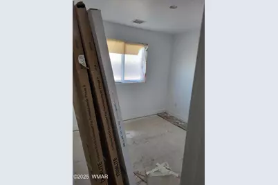 407 N Cottonwood Avenue, Winslow, AZ 86047 - Photo 7