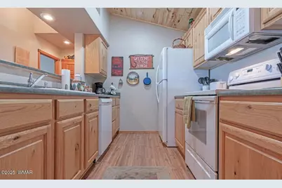 2718 Bain Trail, Overgaard, AZ 85933 - Photo 7