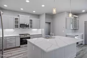 8509 Pinewood Dr, Pinetop, AZ 85935 - Photo 15