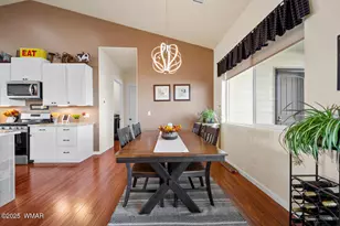 8402 Lake View Dr, Show Low, AZ 85901 - Photo 9