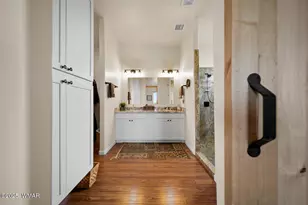 8402 Lake View Dr, Show Low, AZ 85901 - Photo 17