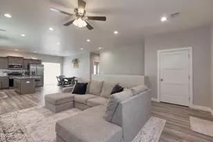 799 E Cobble Ln, Taylor, AZ 85939 - Photo 5