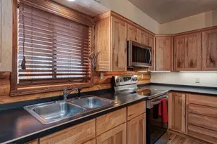 7185 Moon Creek Cir, Pinetop, AZ 85935 - Photo 3