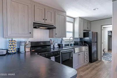 8716 Cox Drive, Show Low, AZ 85901 - Photo 9