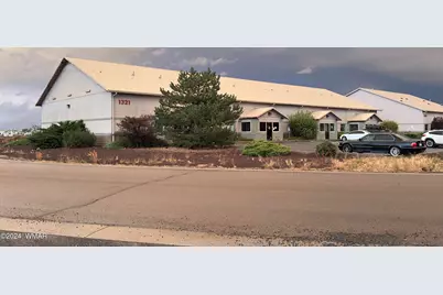 1321 E Lumbermens Loop, Unit 108 #108, Show Low, AZ 85901 - Photo 13