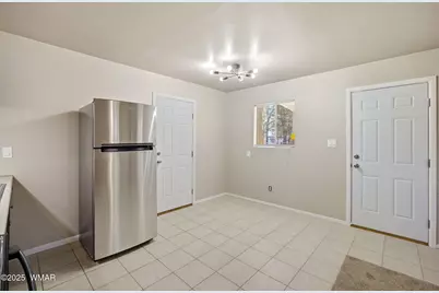 2060 Wilderness Drive, Overgaard, AZ 85928 - Photo 13