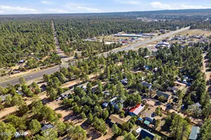 2060 Wilderness Dr, Overgaard, AZ 85928 - Photo 27