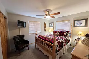 2240 Fairway Dr, Overgaard, AZ 85933 - Photo 23