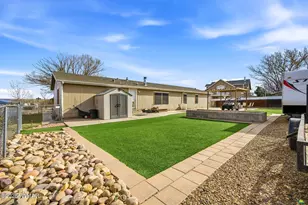 317 W Verde Dr, Taylor, AZ 85939 - Photo 3