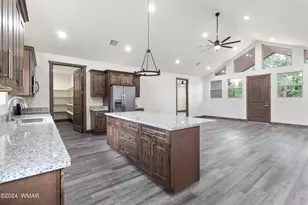 140 N Retreat Dr, Show Low, AZ 85901 - Photo 5