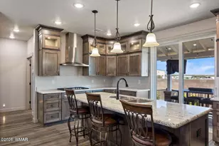 1030 N Medallion Circle, Taylor, AZ 85939 - Photo 11