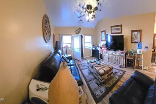 2417 Quarter Horse Trl, Overgaard, AZ 85933 - Photo 15