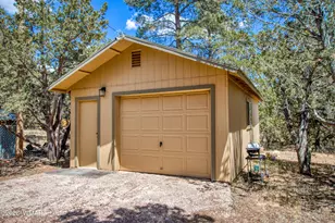 2927 Wildcat Trail, Overgaard, AZ 85933 - Photo 3