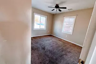 415 W Florida St, Holbrook, AZ 86025 - Photo 9