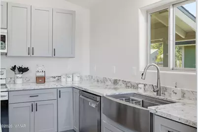 2231 S Sitgreave Drive, Overgaard, AZ 85933 - Photo 15