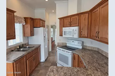 8242 Bogie Loop, Unit 239 #239, Show Low, AZ 85901 - Photo 5