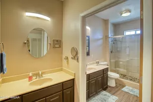 1410 Smithson Dr, Holbrook, AZ 86025 - Photo 17