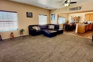 1410 Smithson Dr, Holbrook, AZ 86025 - Photo 11