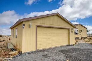 22 Acr 5128 (Antelope), Concho, AZ 85924 - Photo 27