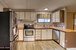 5745 Hopi Ln, Pinetop, AZ 85935 - Photo 7