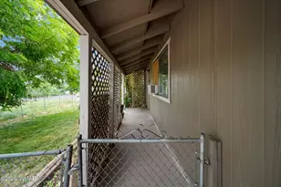 125 S Hamblin, Eagar, AZ 85925 - Photo 5