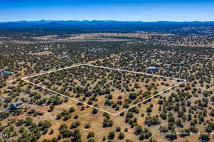 2076 Supancheck Rd, Show Low, AZ 85901 - Photo 1