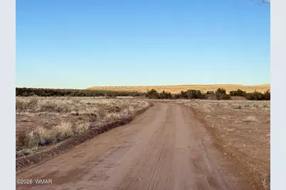 1017 Woodland Valley Ranch Road, Saint Johns, AZ 85936 - Photo 13