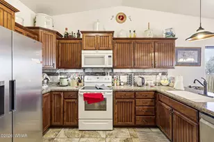 132 W 3rd Ave, Eagar, AZ 85925 - Photo 13