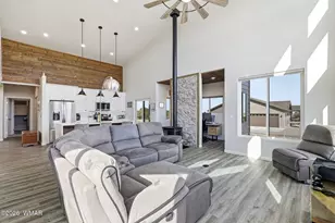 1172 Round Valley Dr, Eagar, AZ 85925 - Photo 9