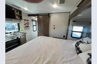 8286 Lake Shore Drive, Unit 297 #297, Show Low, AZ 85901 - Photo 21