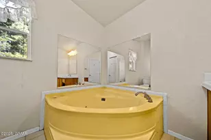 2421 W Thornton Rd, Show Low, AZ 85901 - Photo 23