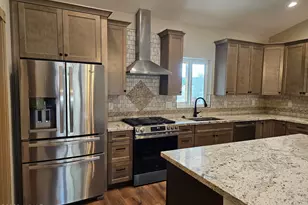 1380 S Lakeside Trl, Show Low, AZ 85901 - Photo 17